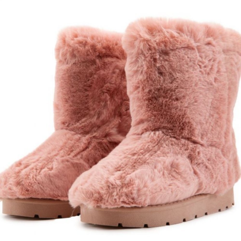 Plush Faux-Fur Pink Ankle Booties